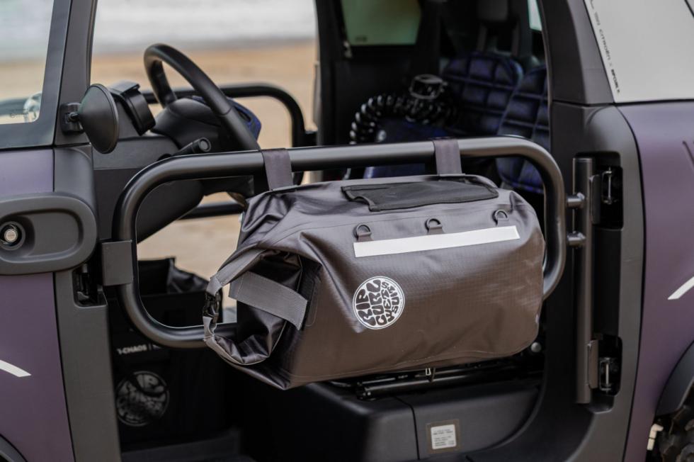 Το νέο Citroen Ami Buggy Rip Curl... λατρεύει το σερφ!